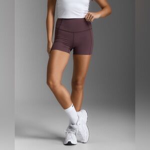 2XU Form Soft Touch Hi-Rise Compression 4" Shorts - Small